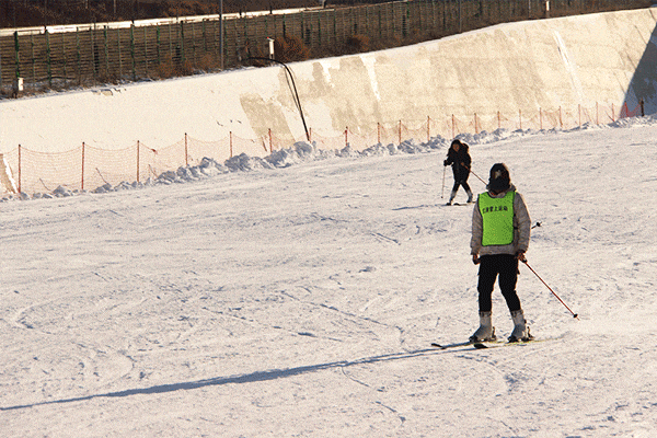 6大精品旅游线路解锁淄博冬春新玩法！新葡京娱乐逛灯会、泡温泉、赶年集！(图8)